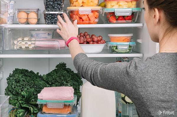 Tiết kiệm chi tiêu và thực phẩm bằng cách tối giản hoá chiếc tủ lạnh
